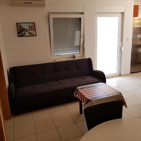 *****apartment Quince